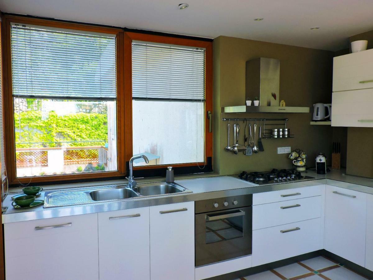 마사루브렌세 Loris House 빌라 외부 사진